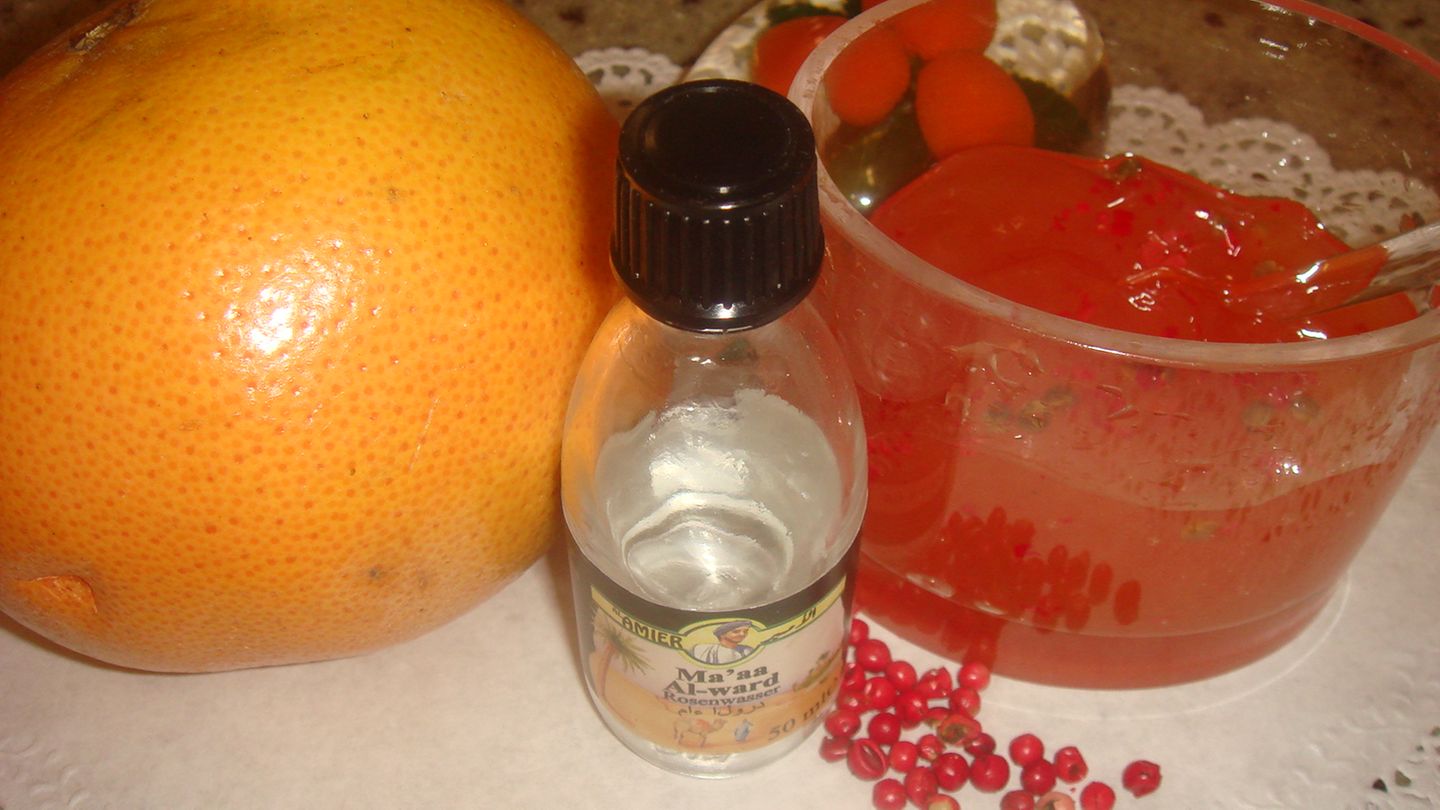 Grapefruitgelee mit Pfefferbeeren Rezept - [ESSEN UND TRINKEN]