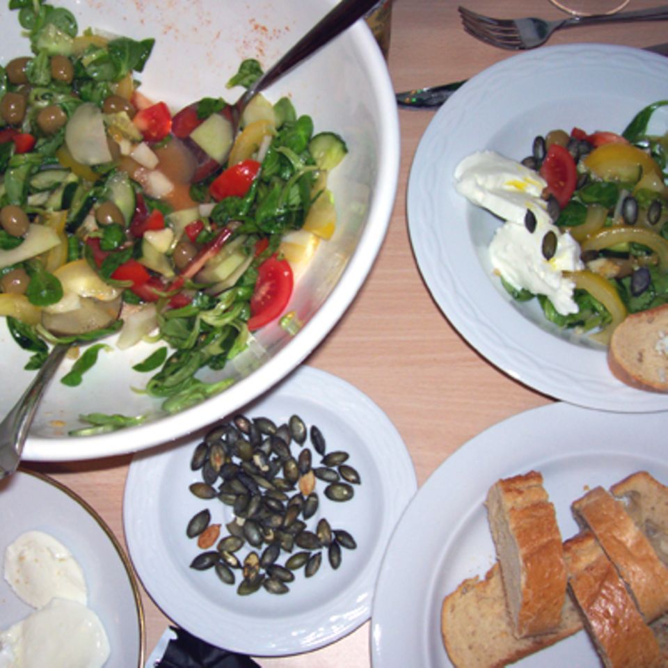 Schneller Salat mit Büffelmozzarella