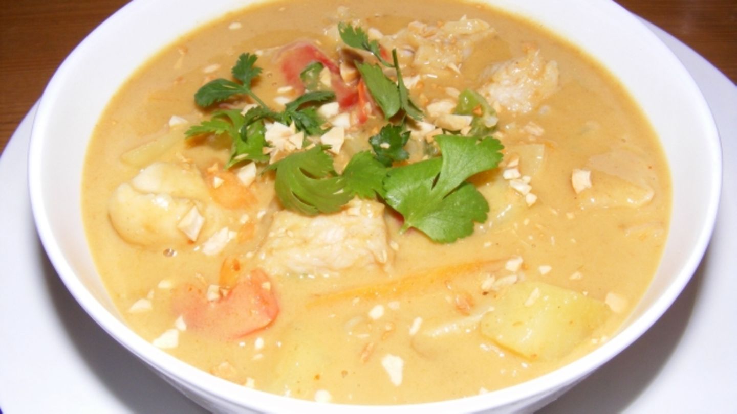 Thai-Erdnuss-Curry Rezept - [ESSEN UND TRINKEN]