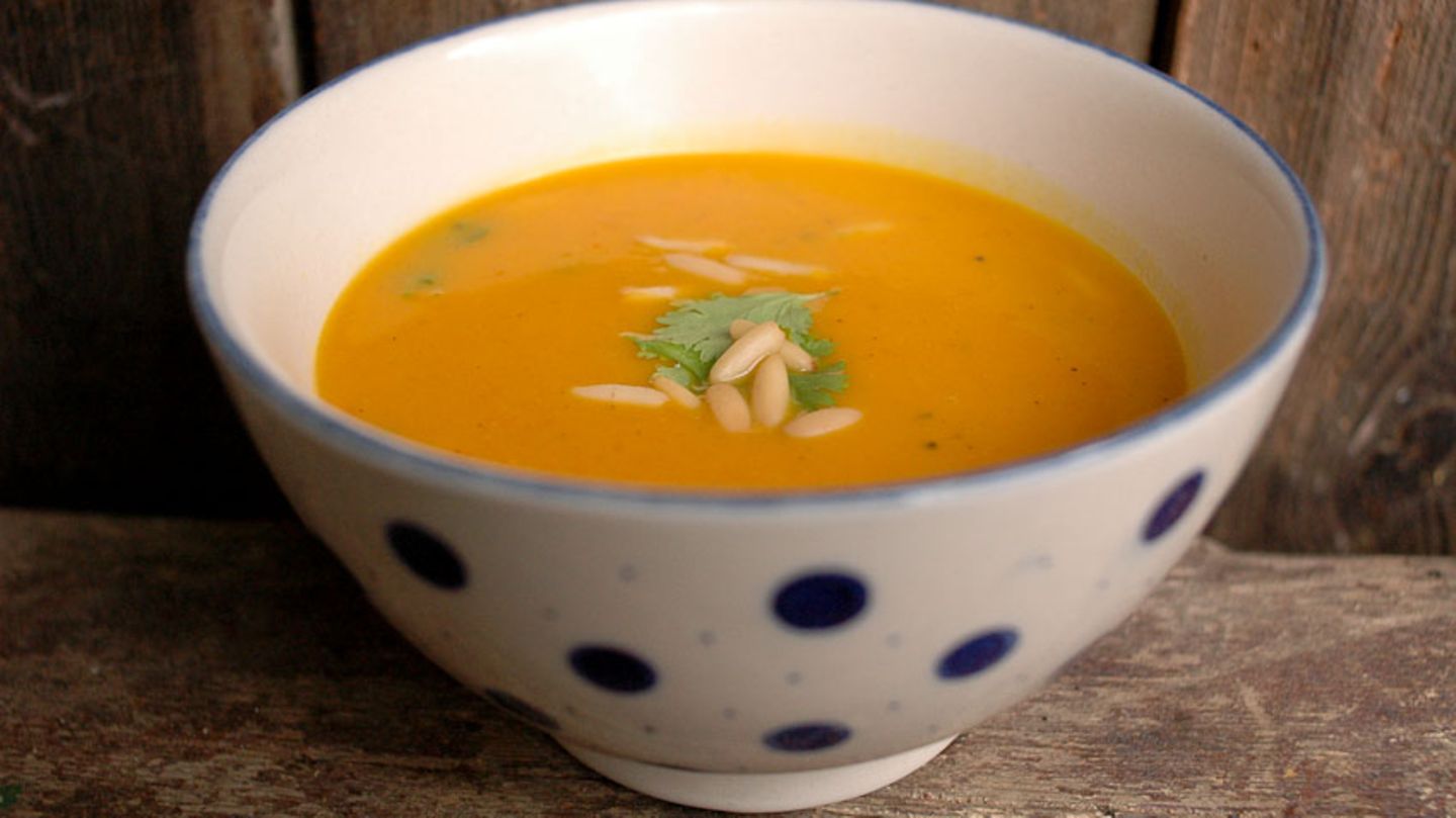 Kürbis-Papaya-Suppe Rezept - [ESSEN UND TRINKEN]