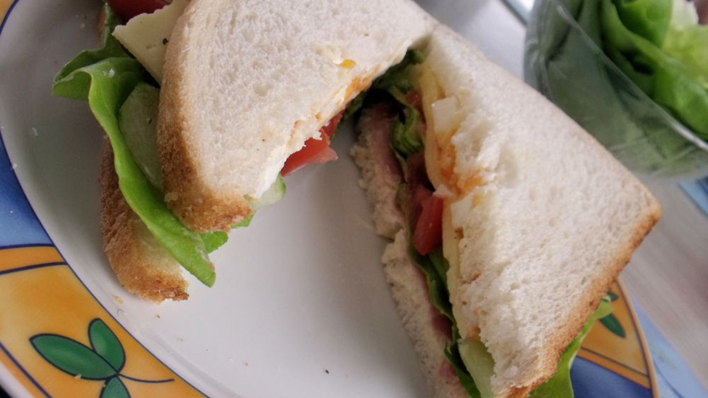 Picknick-Sandwiches Rezept - [ESSEN UND TRINKEN]