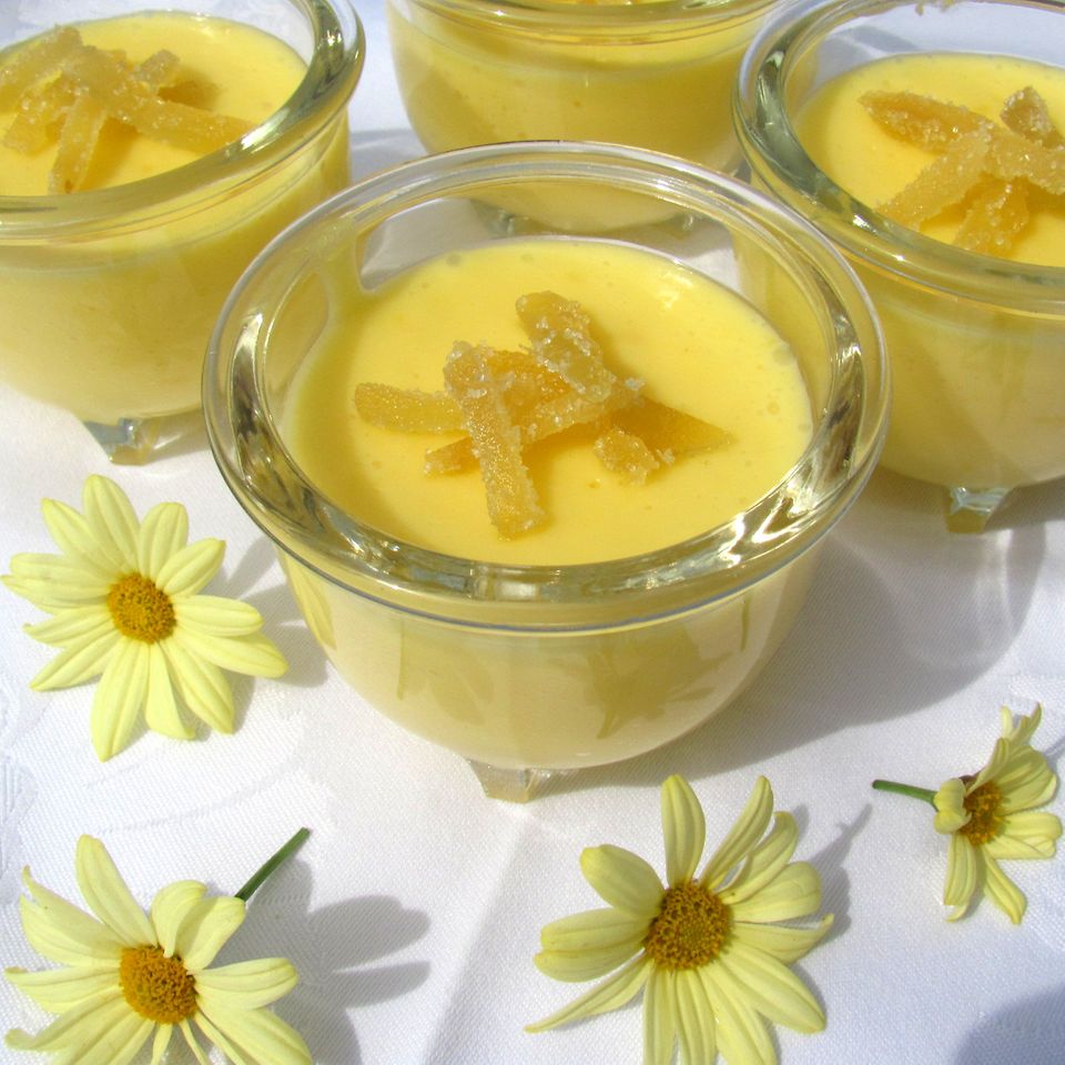 Zitronen-Honig-Crème mit Ingwer