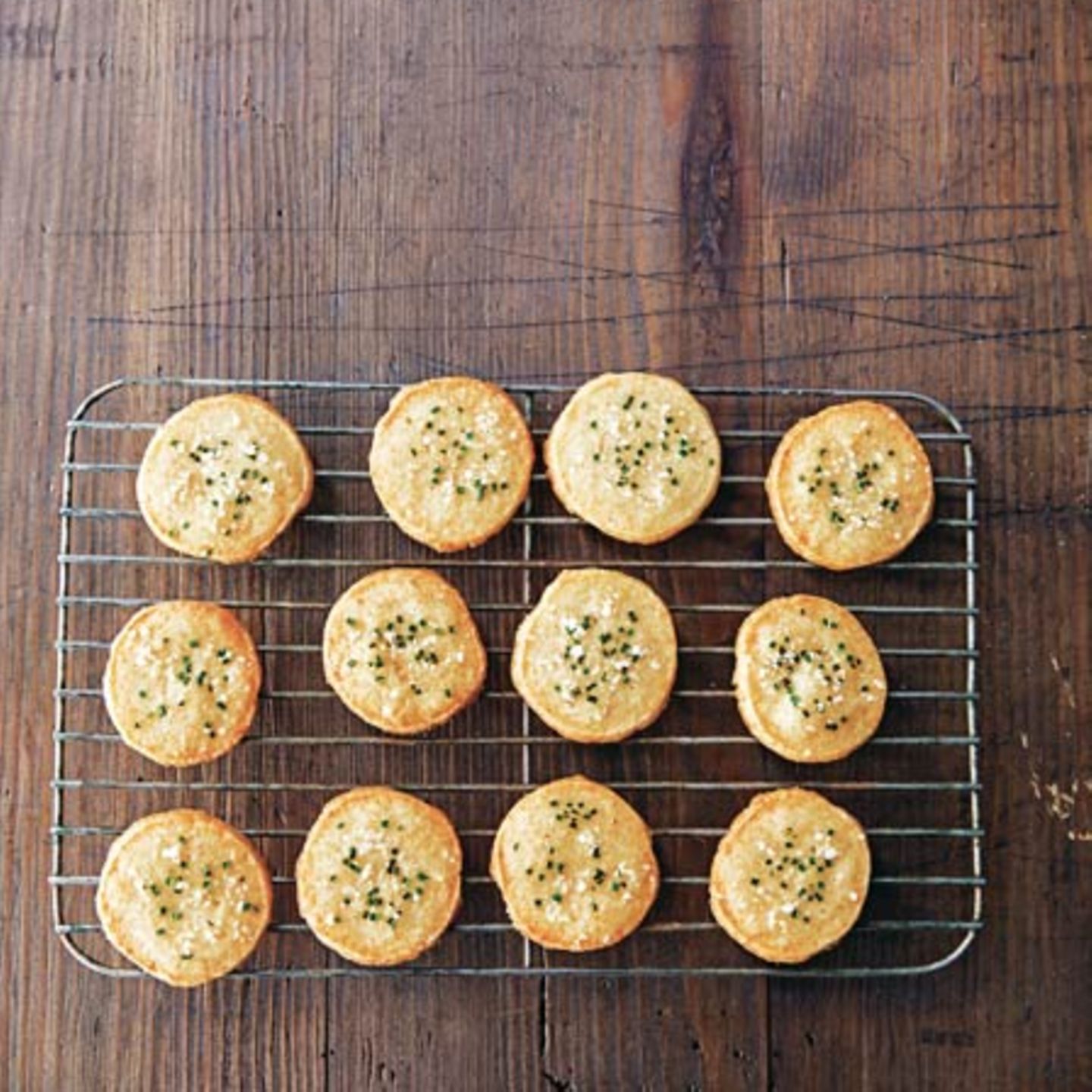 KÄSECRACKER Rezept - [ESSEN UND TRINKEN]