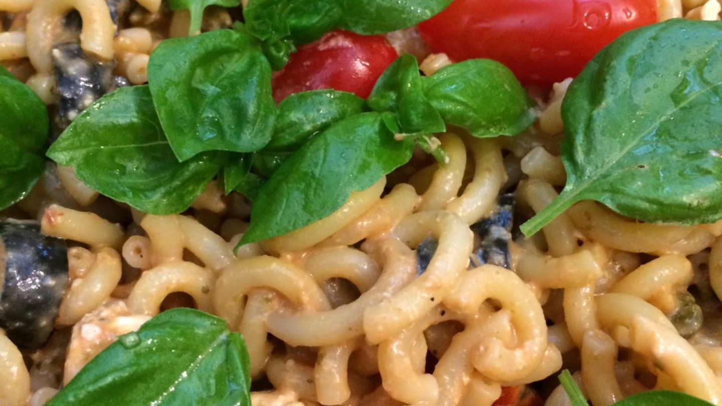 Mediterraner Spaghettisalat Rezept - [ESSEN UND TRINKEN]