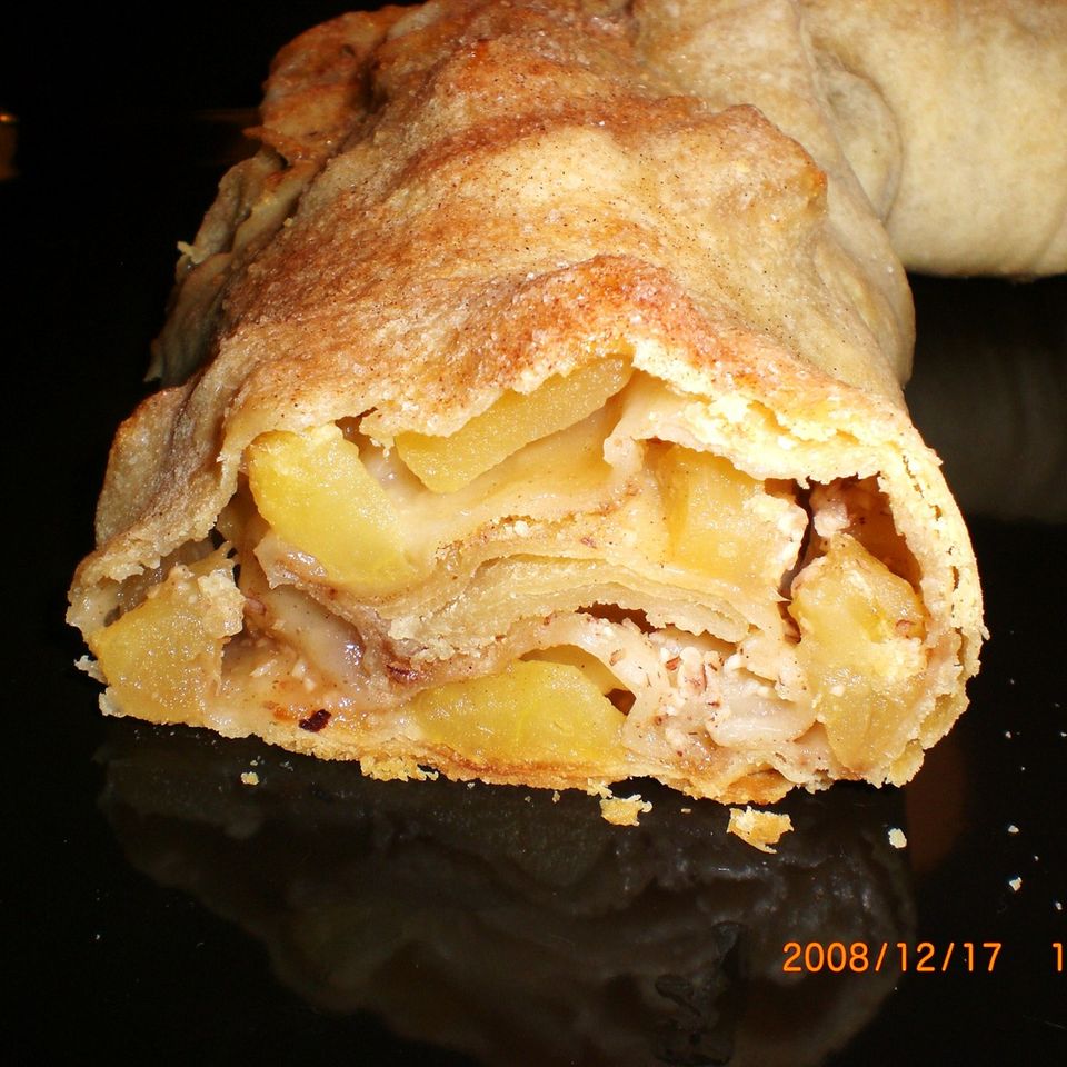 Original österreichischer Apfelstrudel