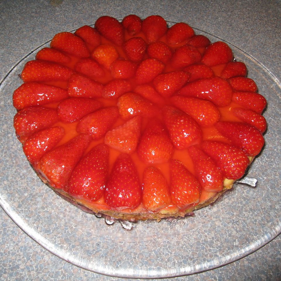 Nuss-Erdbeer-Kuchen Rezept - [ESSEN UND TRINKEN]