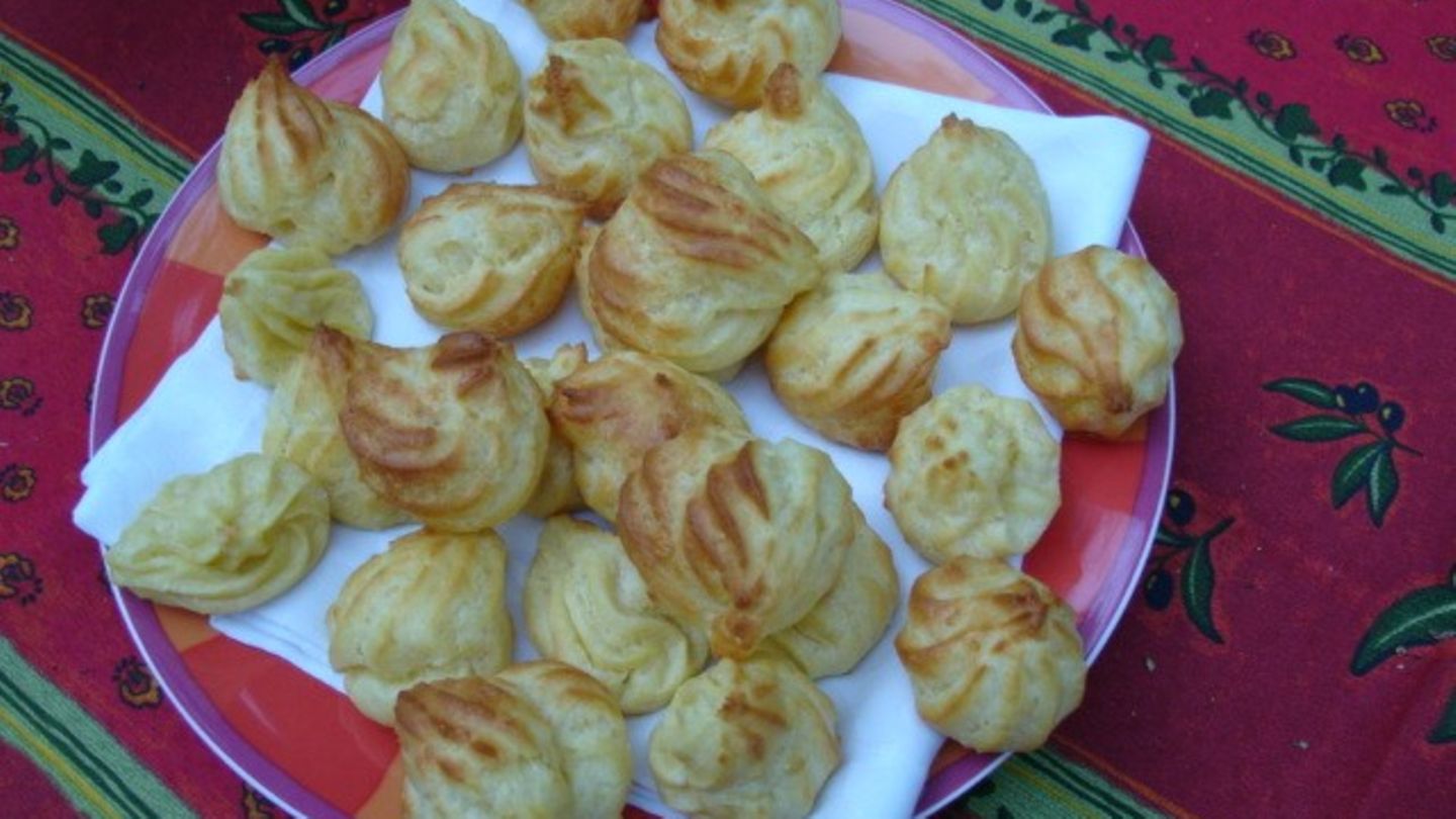 Käsewindbeutelchen Rezept - [ESSEN UND TRINKEN]
