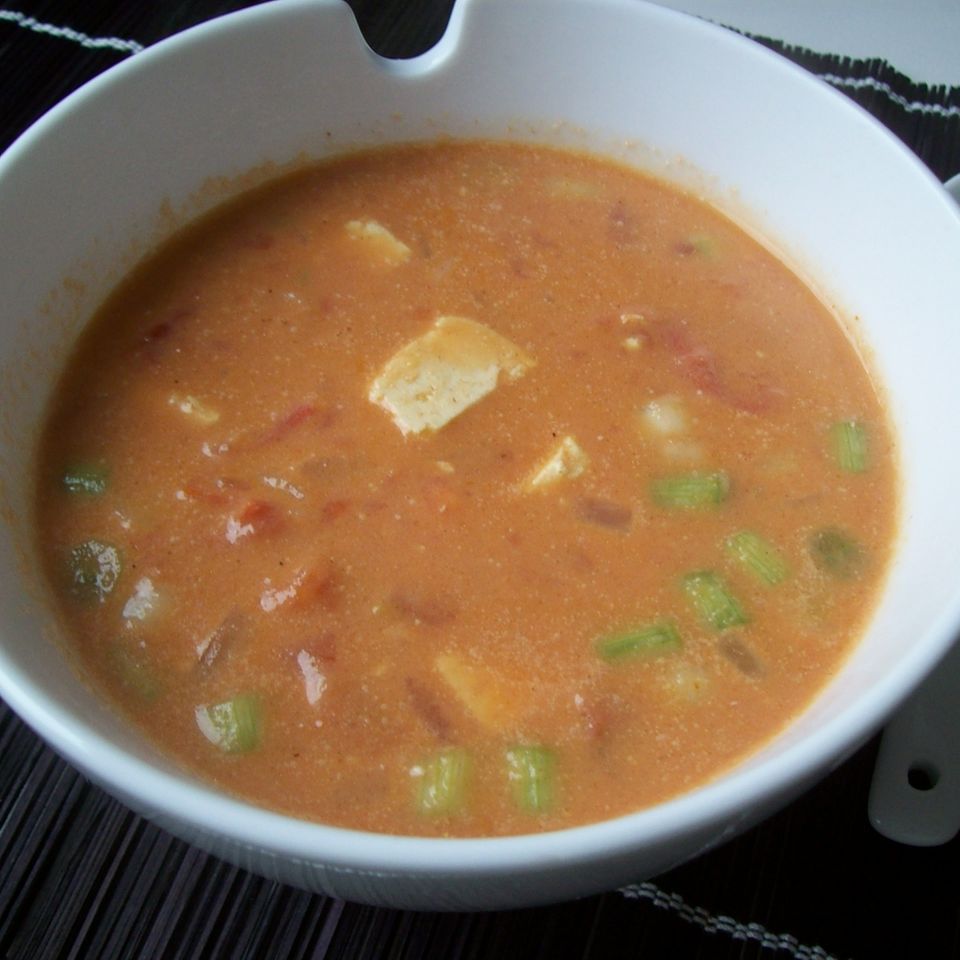 Tomaten-Kokossuppe mit Tofu