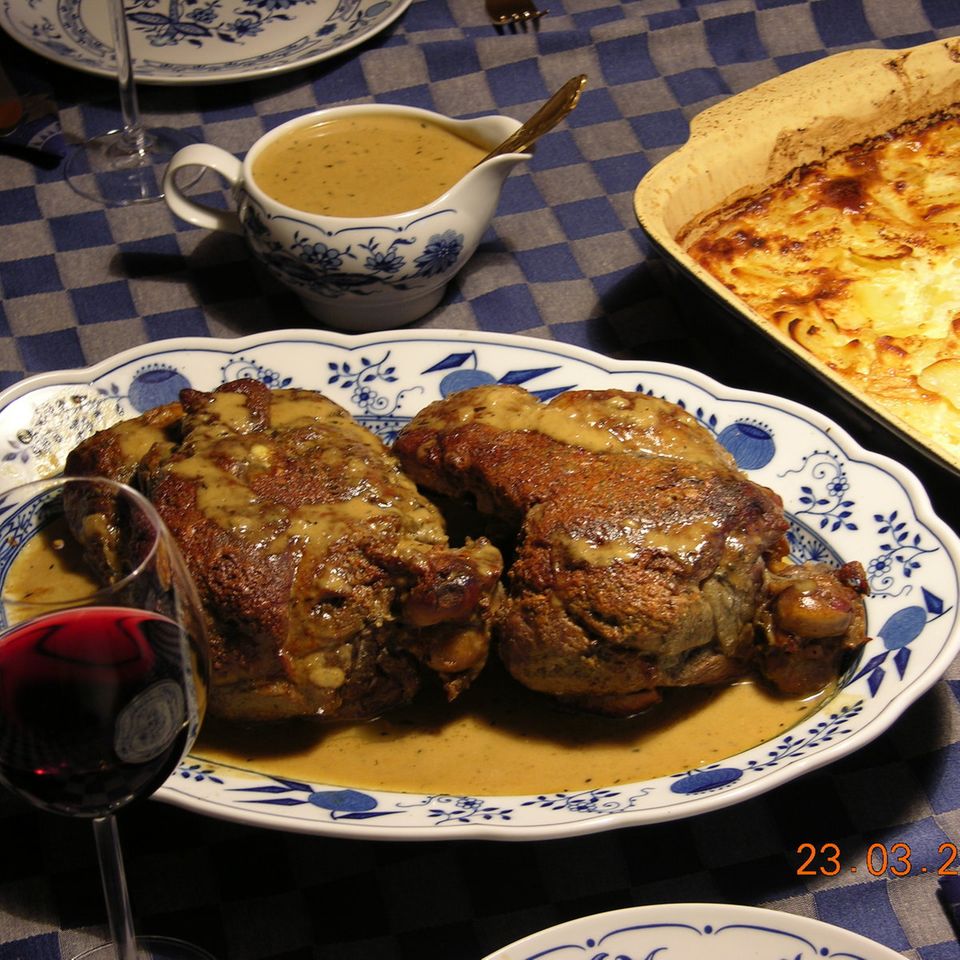 Lammkeule mit Roquefort Rezept - [ESSEN UND TRINKEN]