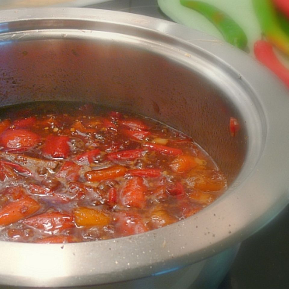 Chili hot Sauce (Jalapeno Sauce)