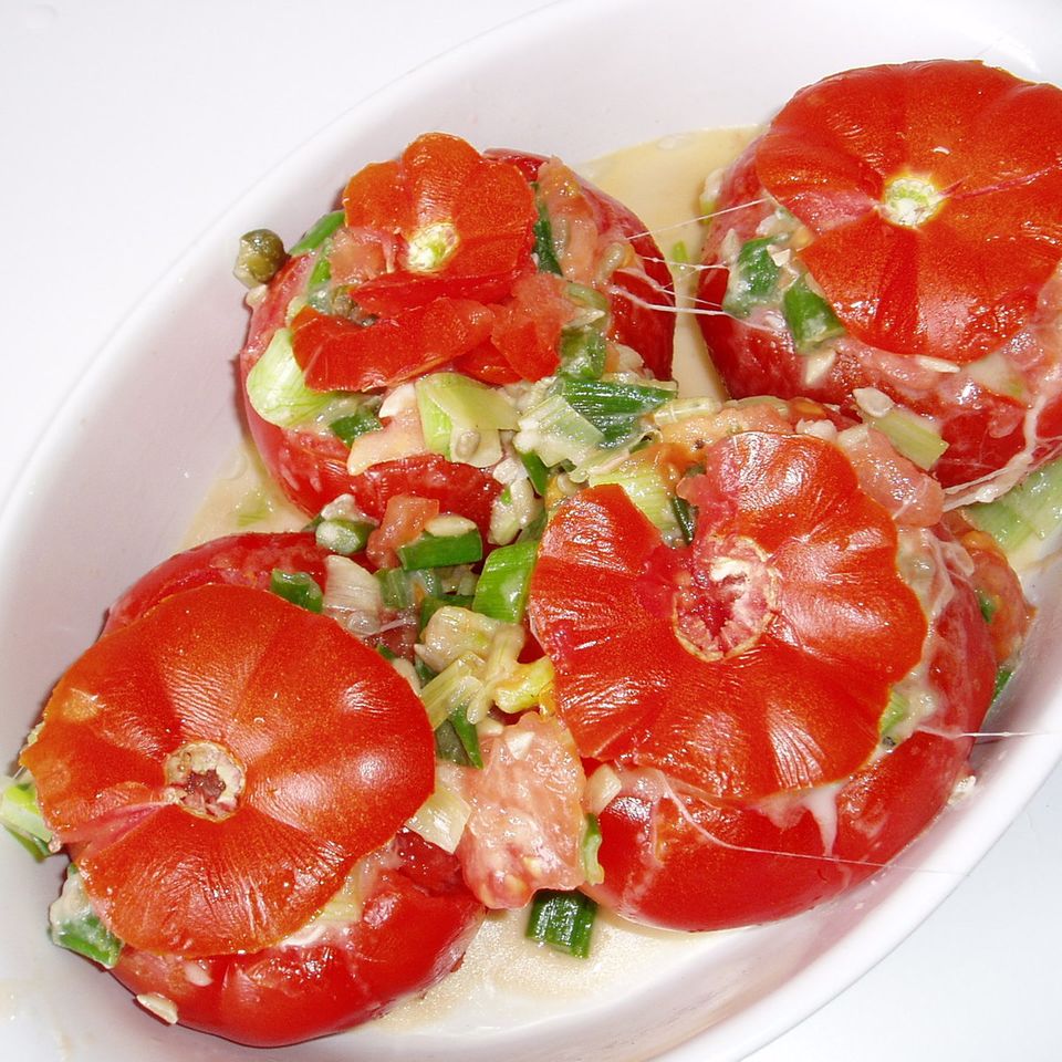 Gefüllte Tomaten vegetarisch Rezept - [ESSEN UND TRINKEN]