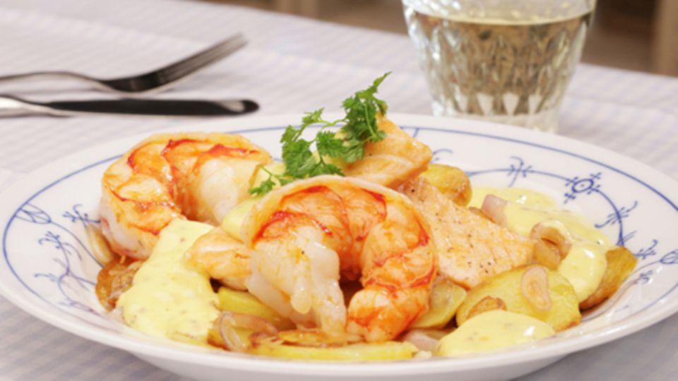 Pannfisch mit Senf-Hollandaise