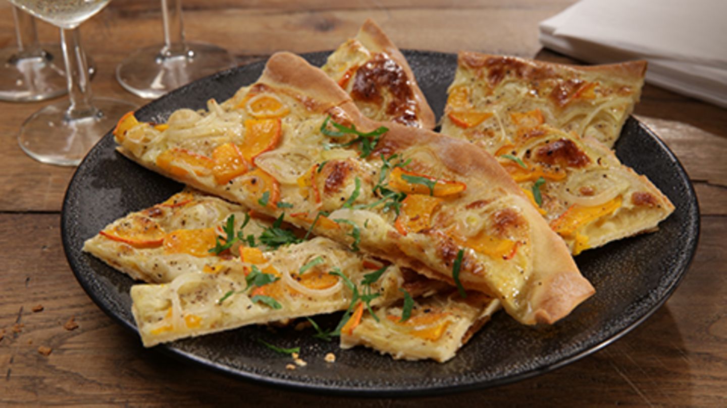 Zwiebel-Kürbis-Kuchen Rezept
