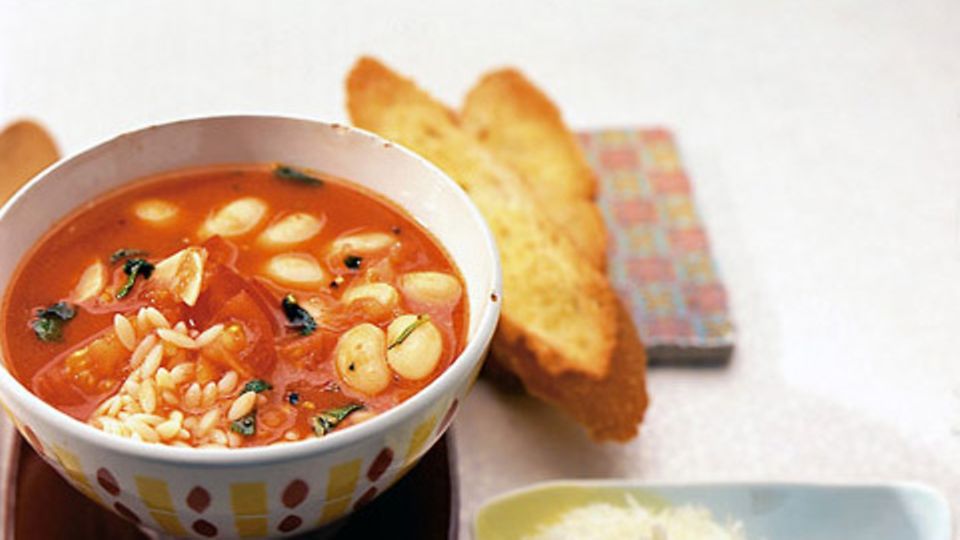 Tomaten-Bohnen-Suppe