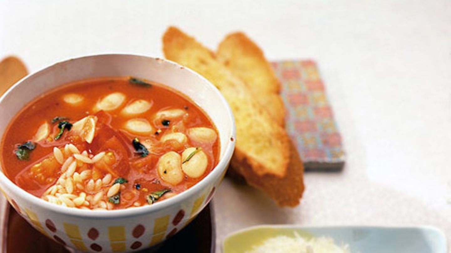 Tomaten-Bohnen-Suppe Rezept