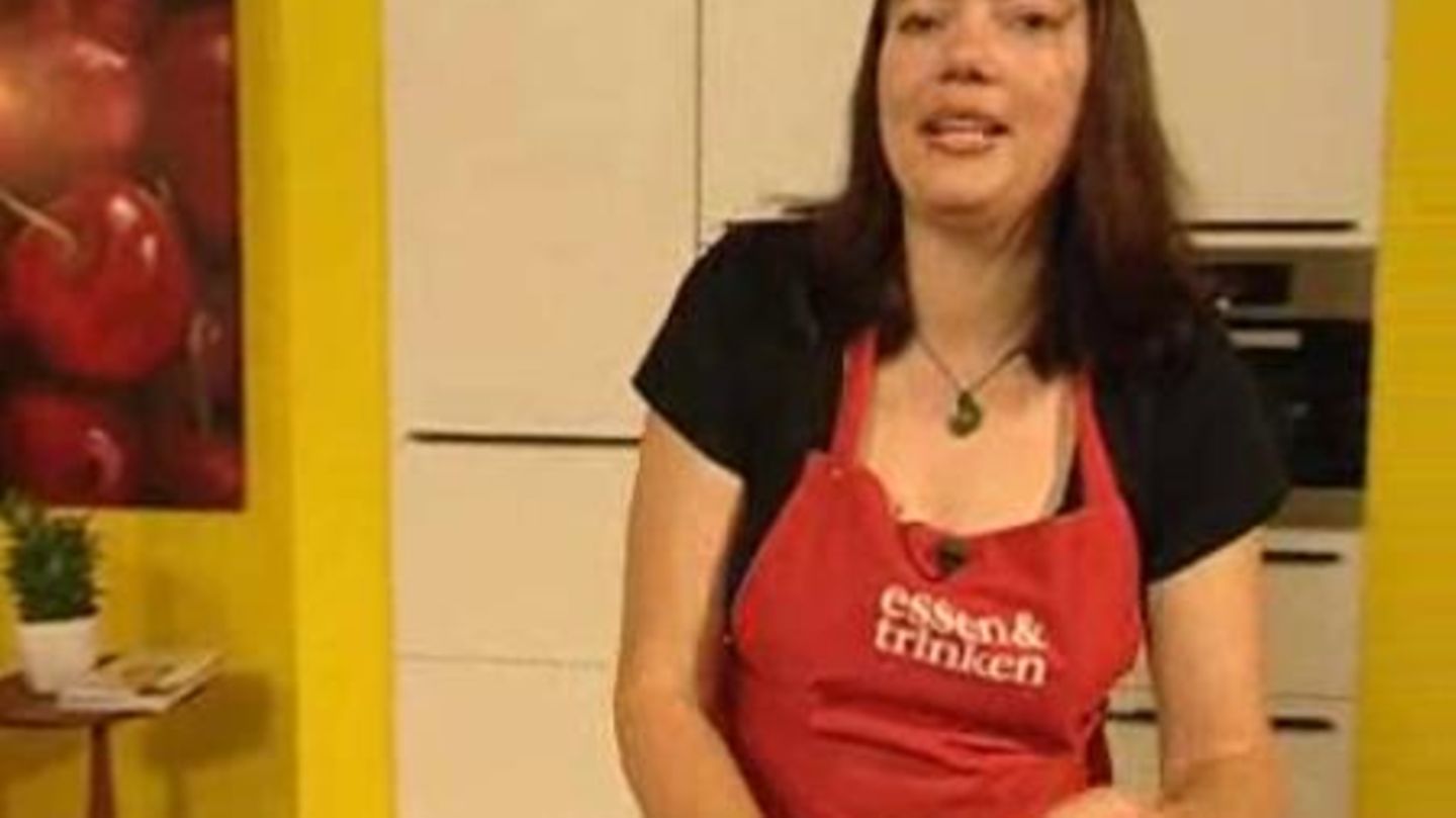 Hefezopf mit Cranberries und Walnüssen Rezept