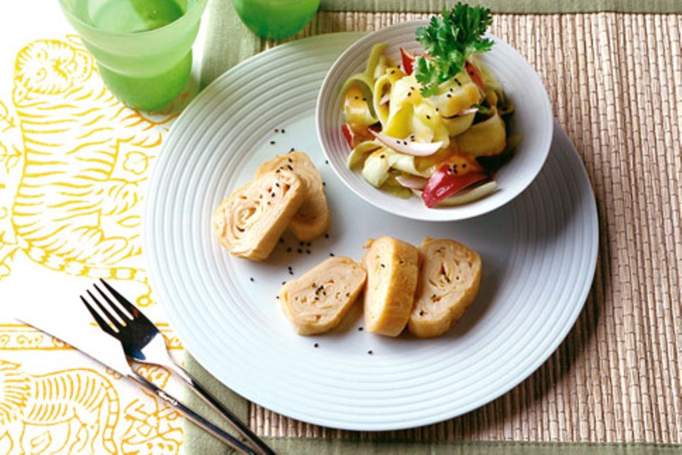 Asia-Omelett mit Mangosalat