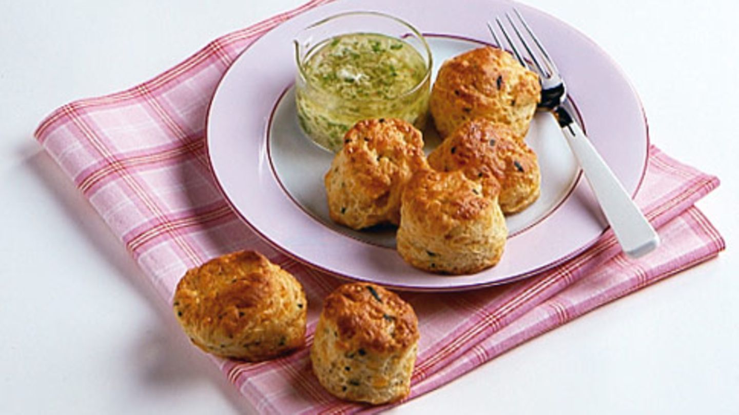 Cheddar-Scones mit Dip Rezept