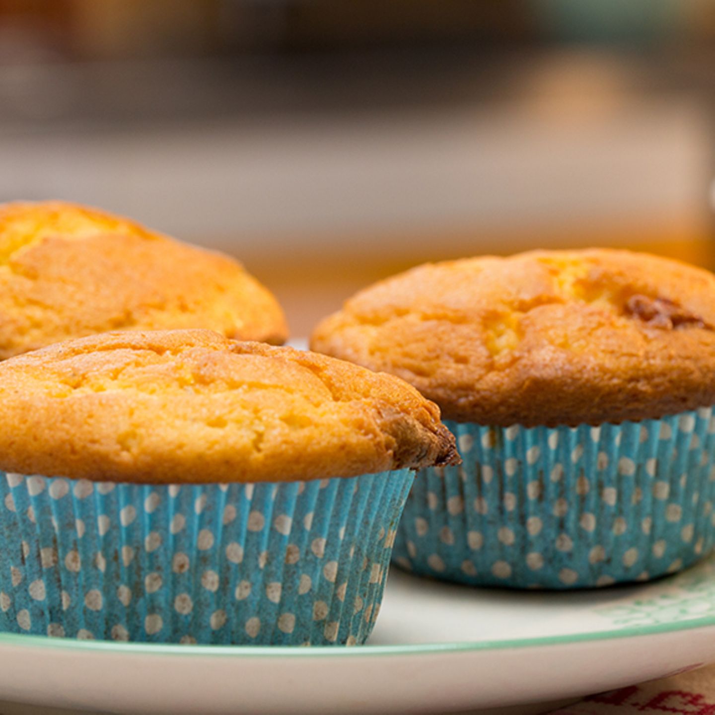 Extra White Chocolate Muffins
