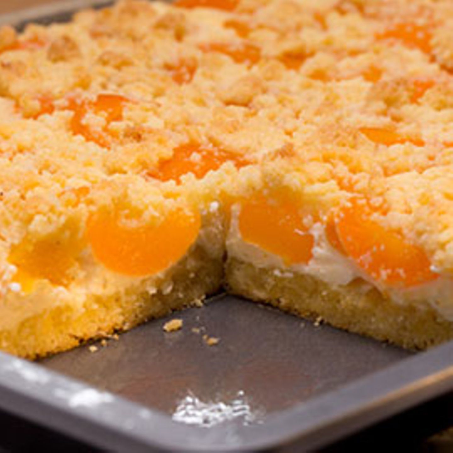 Schneller Quark Streusel Kuchen Mit Obst Rezept Essen Und Trinken