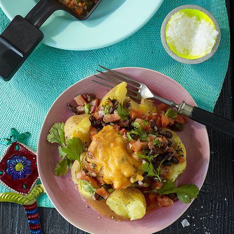 Tomaten-Bohnen-Salsa mit Kartoffeln