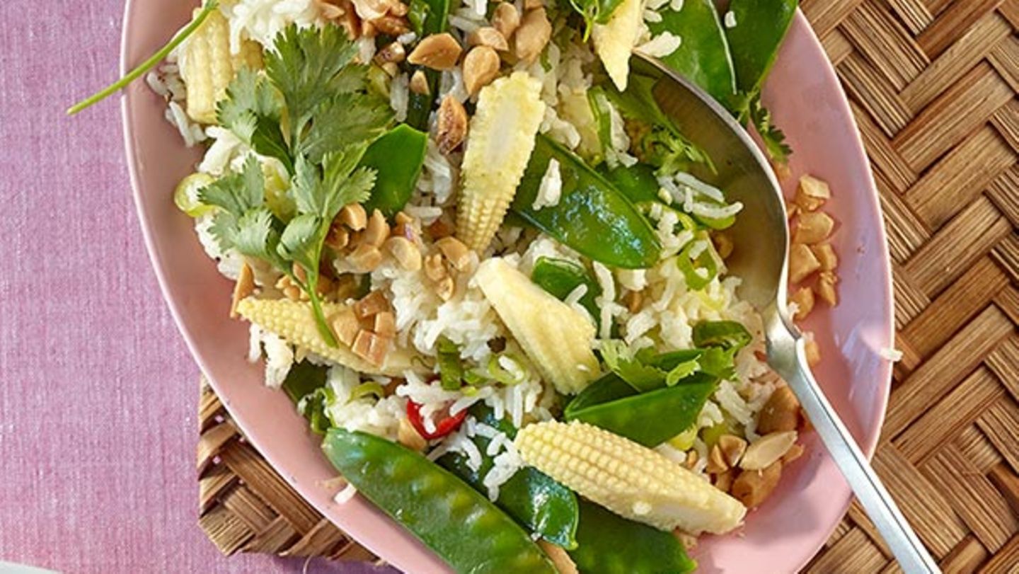 Asiatischer Reissalat Rezept - [ESSEN UND TRINKEN]