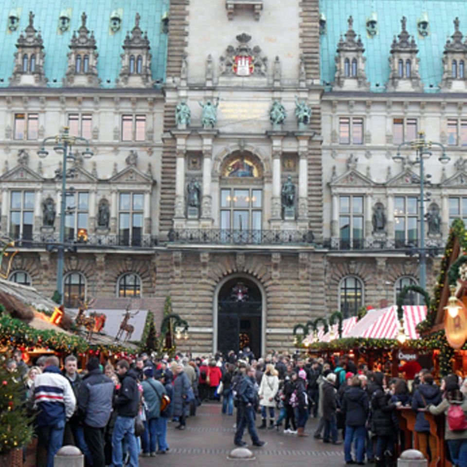 Streifzug über den Weihnachtsmarkt - [ESSEN UND TRINKEN]