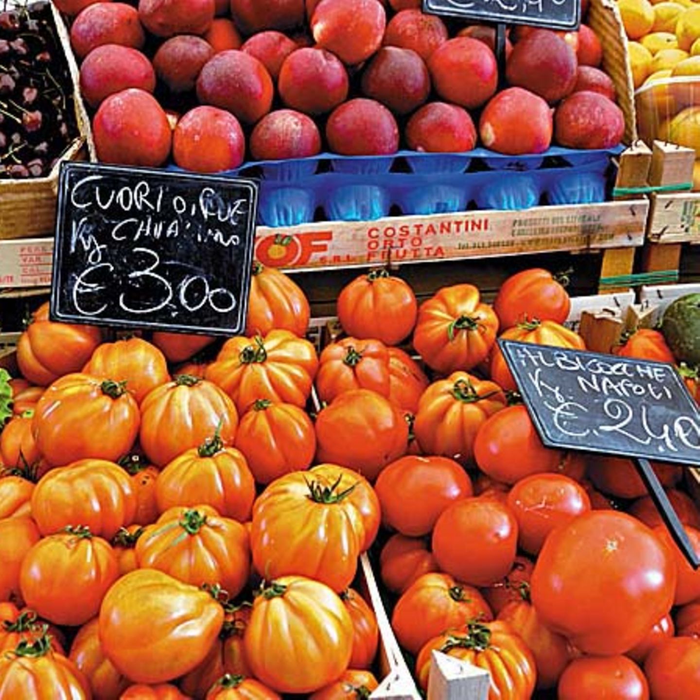 Obst- und Gemüsestand in Italien