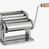 Schmucke Nudelmaschine für Pastaliebhaber