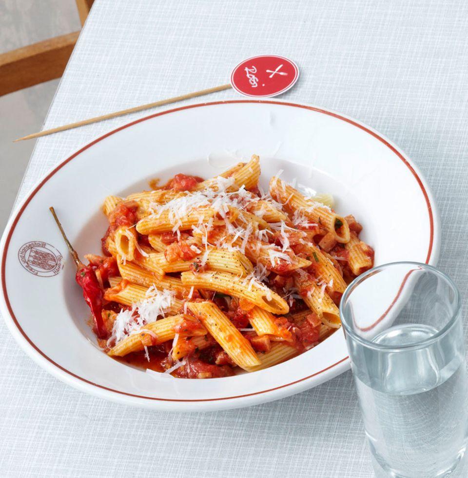 Eine Klassiker mit Tomate: Penne all’arrabbiata Eine Klassiker mit Tomate: Penne all’arrabbiata