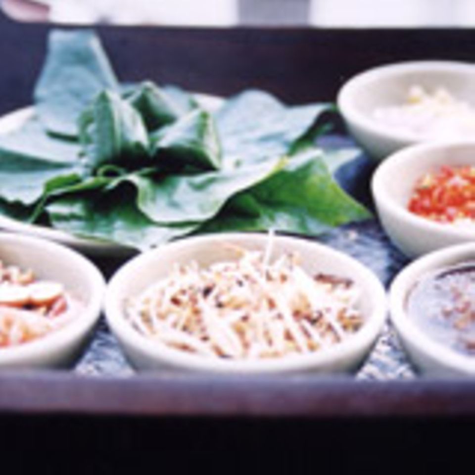 Mieng Kham: gefüllte Chaplu-Blätter Mieng Kham: gefüllte Chaplu-Blätter