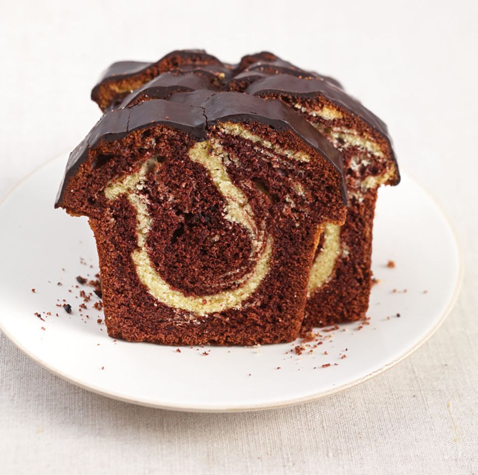 Klassischer Rührteig-Kuchen: Marmorkuchen Klassischer Rührteig-Kuchen: Marmorkuchen