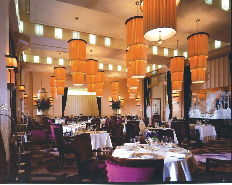 Exklusiv: Das "Gordon Ramsey at Claridges" ist eine der Top-Adressen von London. Exklusiv: Das "Gordon Ramsey at Claridges" ist eine der Top-Adressen von London.