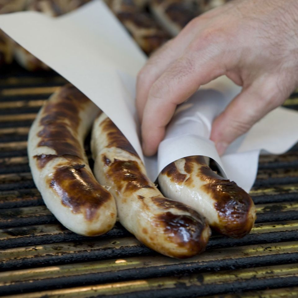 Die Kalbsbratwurst schmeckt am besten im Vorderen Sternen Die Kalbsbratwurst schmeckt am besten im Vorderen Sternen