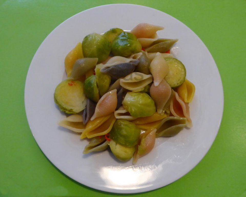 Vegetarisch und lecker: Zitronen-Rosenkohl-Pasta Vegetarisch und lecker: Zitronen-Rosenkohl-Pasta