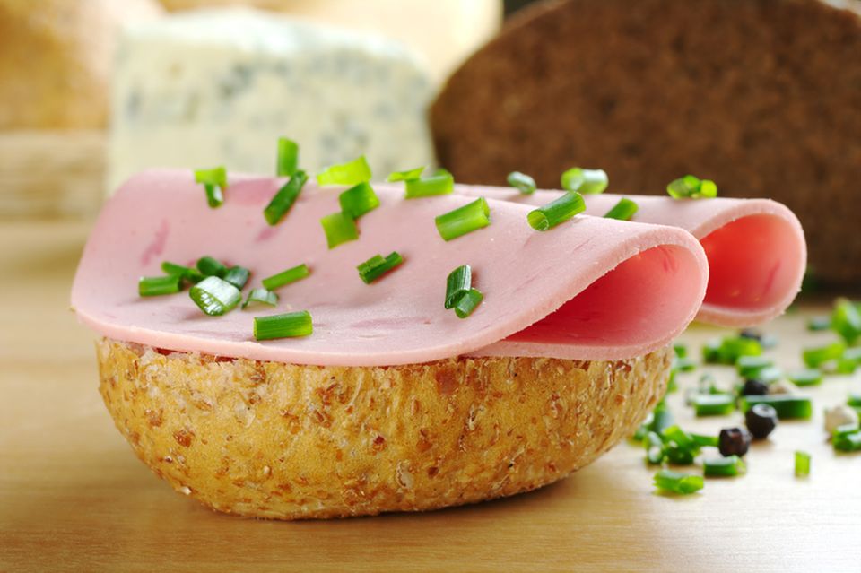 Extrawurst. Extrawurst.