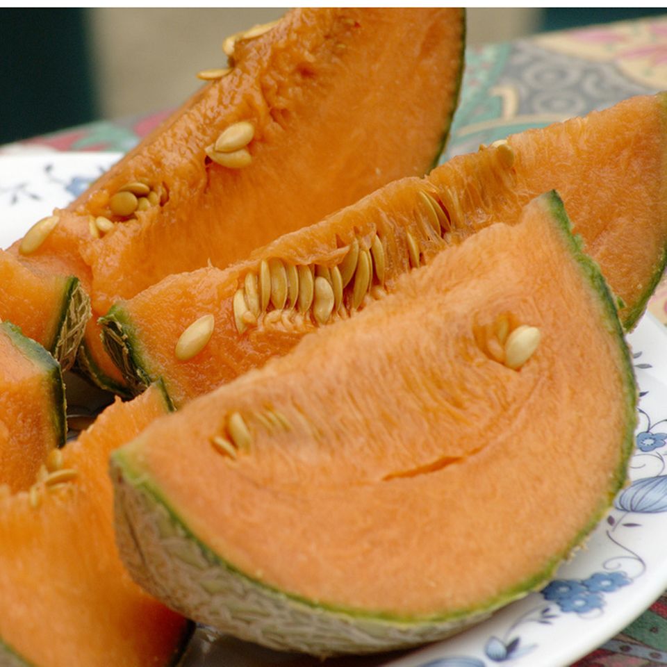 Aufgeschnittene Netzmelone Aufgeschnittene Netzmelone