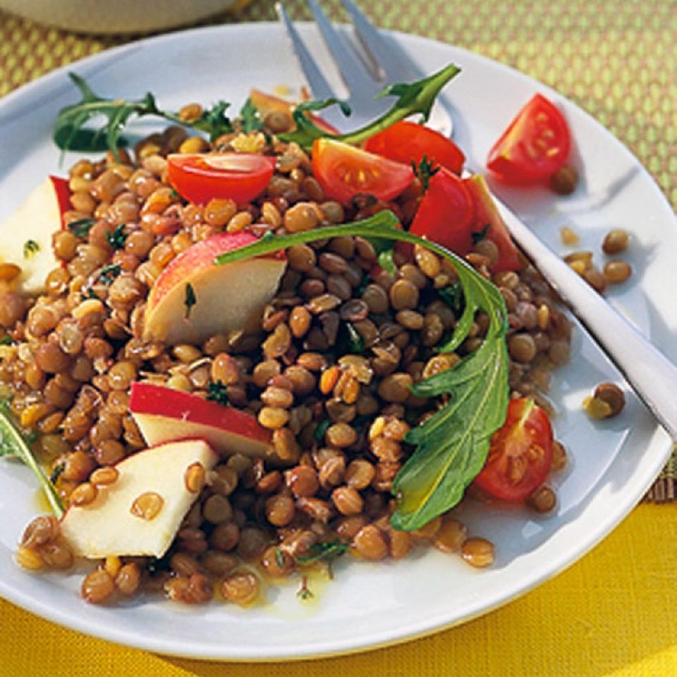 Tellerlinsen Salat mit Apfel Tellerlinsen Salat mit Apfel