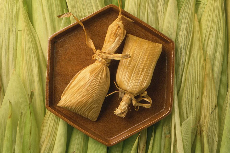 Gut verpackt: Tamales, eine Spezialität aus Maismehl