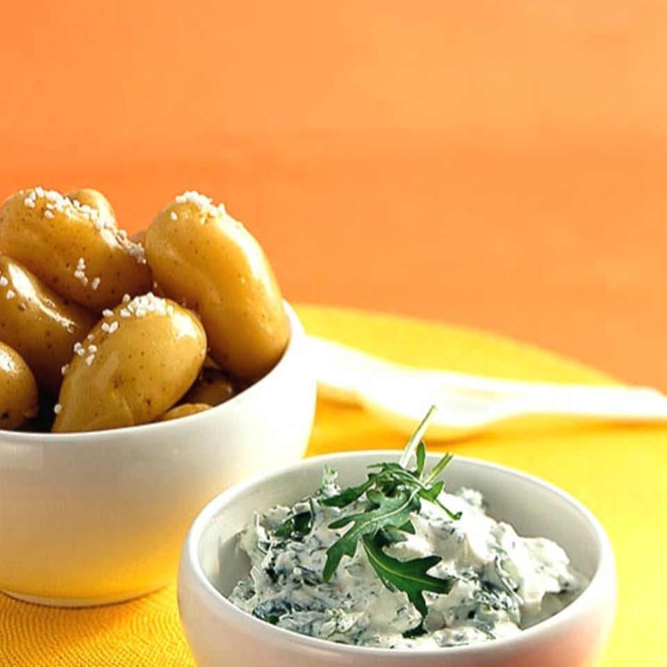 Kräuterquark mit Pellkartoffeln.