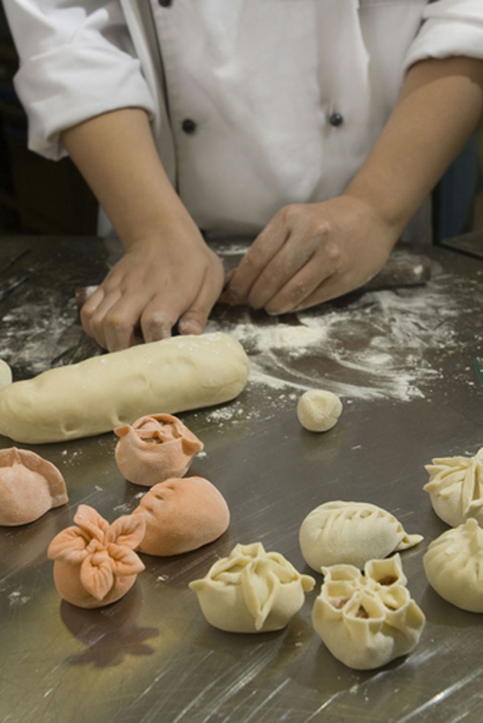 Dim Sum werden einzeln von Hand hergestellt Dim Sum werden einzeln von Hand hergestellt
