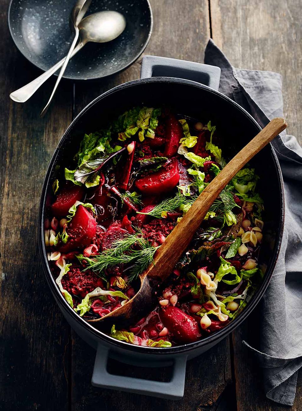 Rote-Bete-Eintopf mit Hackfleisch und Dill Rote-Bete-Eintopf mit Hackfleisch und Dill