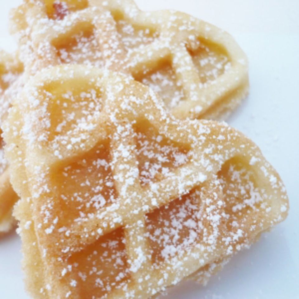 Waffeln mit Puderzucker Waffeln mit Puderzucker