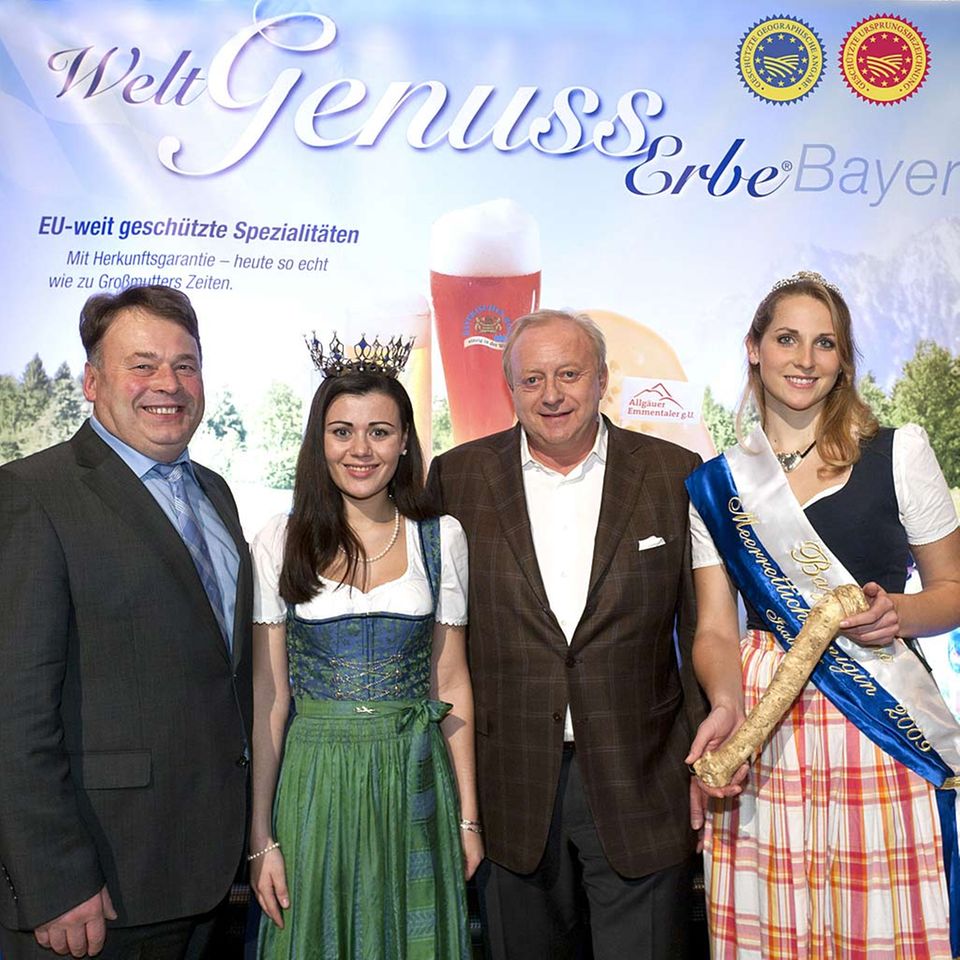 Staatsminister Huber, die Bayerische Milchkönigin, Alfons Schuhbeck und die Bayerische Meerrettichkönigin Staatsminister Huber, die Bayerische Milchkönigin, Alfons Schuhbeck und die Bayerische Meerrettichkönigin