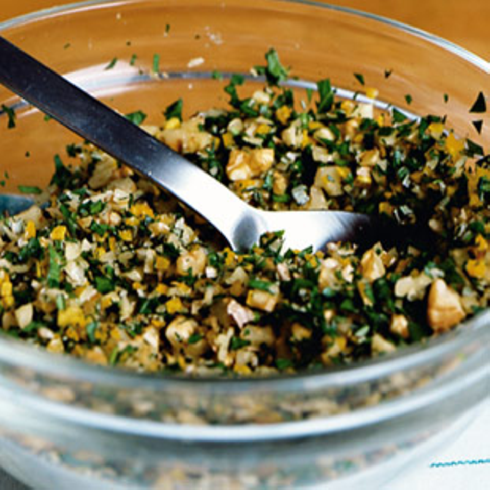Gremolata aus wilden Kräutern Gremolata aus wilden Kräutern