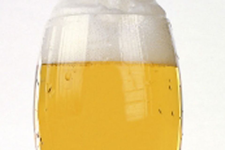 Alkoholfreies Bier erfrischt mit vielen Mineralstoffen