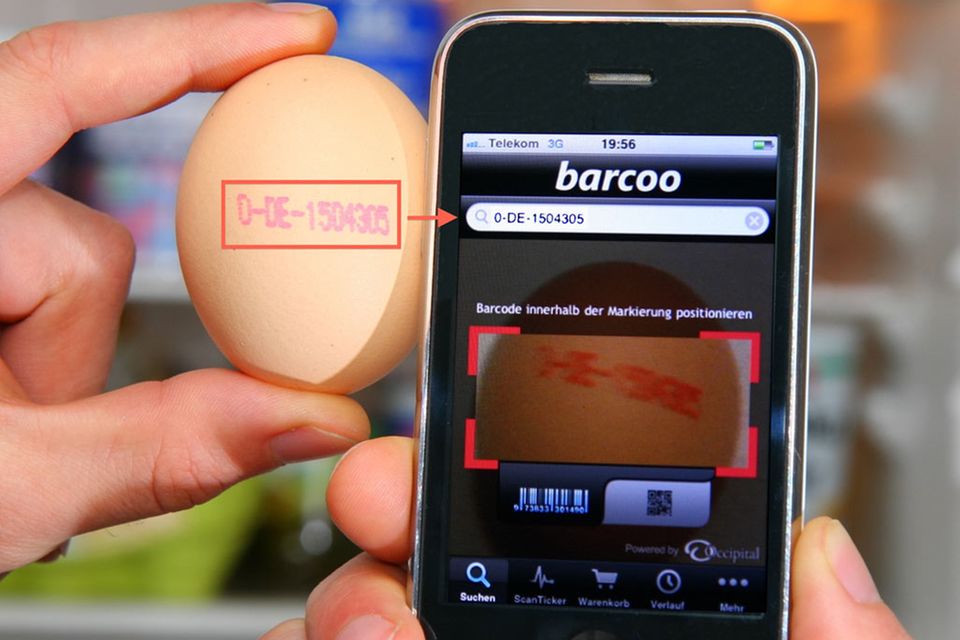 Über die Eingabe der Erzeugercodes soll die Smartphone App "Barcoo" dioxinverseuchte Eier identifizieren
