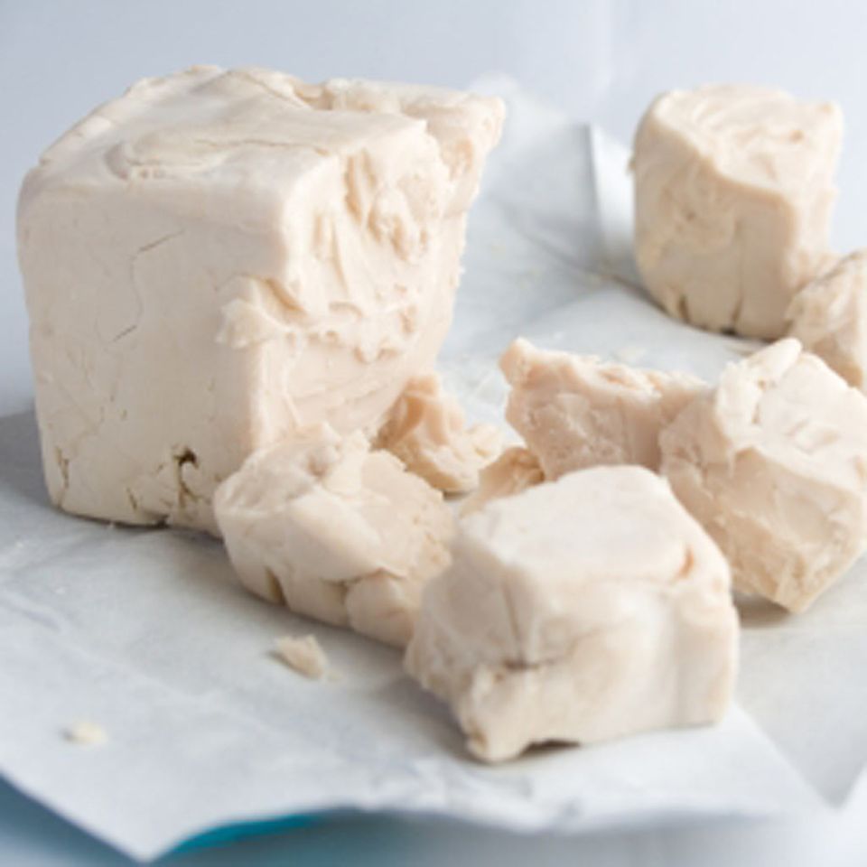 Frische Hefe eignet sich am besten für Kulitsch Frische Hefe eignet sich am besten für Kulitsch