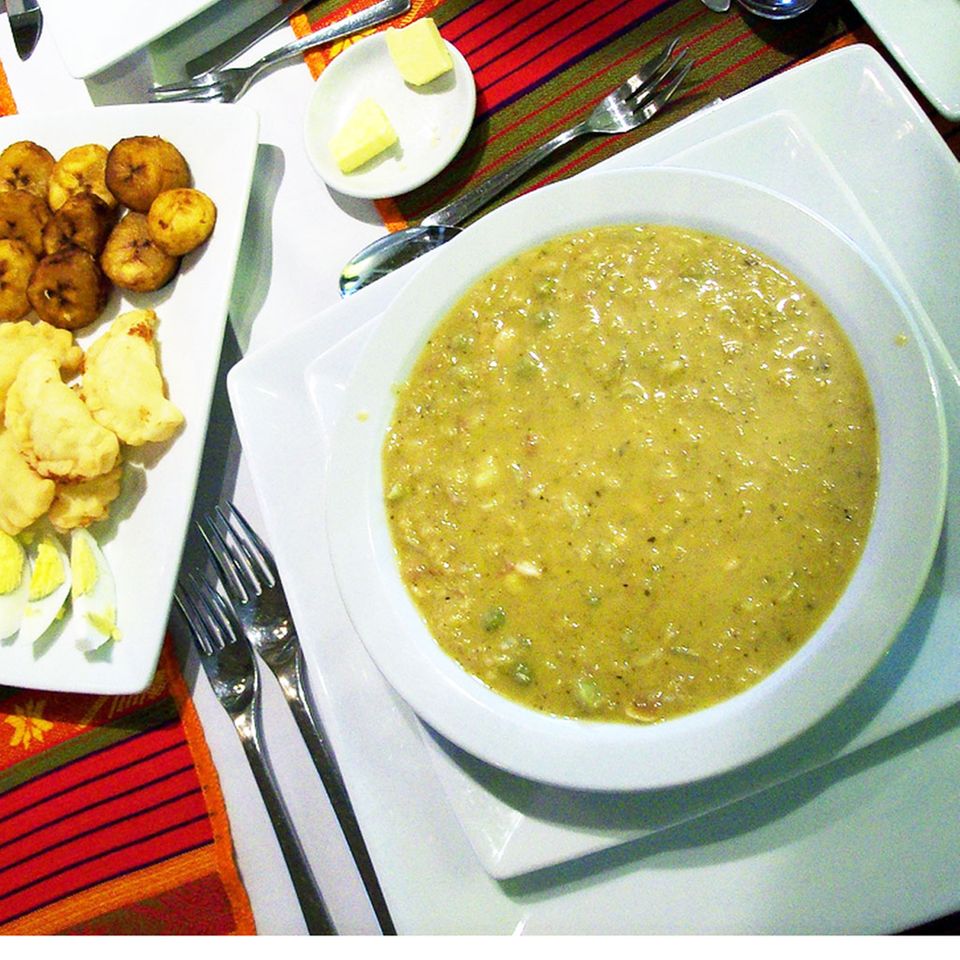 Fanesca: Ostersuppe aus Ecuador