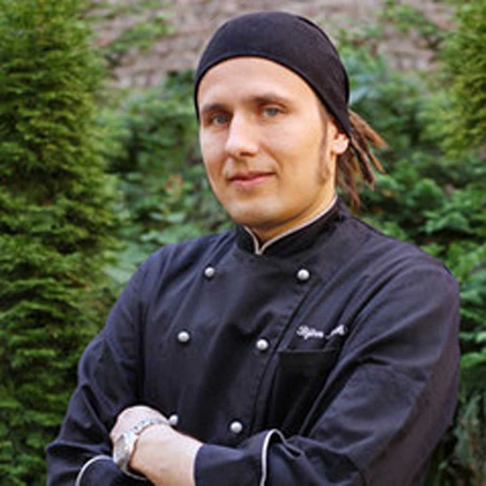 Vegan Head Chef: Björn Moschinski Vegan Head Chef: Björn Moschinski